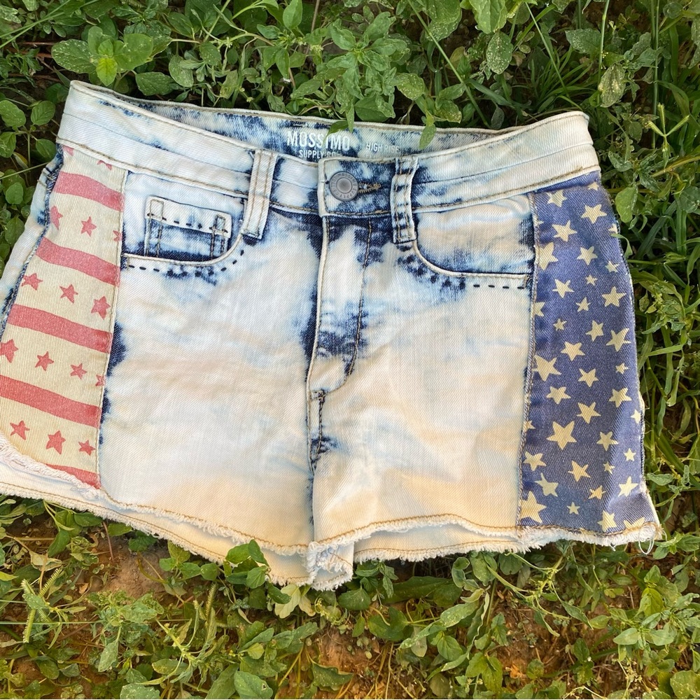 🔴JEAN SHORTS MOSSIMO SIZE 5, GOOD CONDITION, FLAG